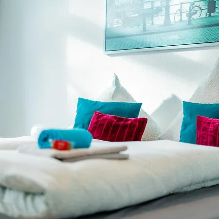 Apartment Helle Mit Balkon&moderner Küche - Ideal Für Paare Mit Kind Magdeburg
