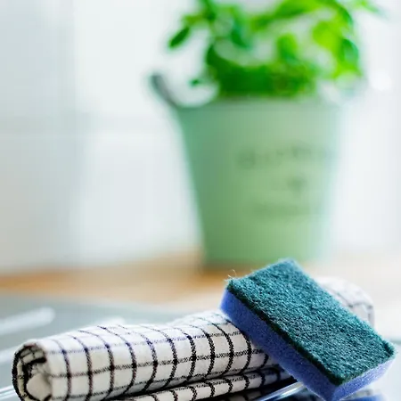 アパート Helle Mit Balkon & Moderner Kueche - Ideal Fuer Paare Mit Kind