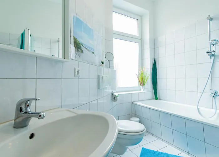 Appartement Helle Mit Balkon & Moderner Kueche - Ideal Fuer Paare Mit Kind